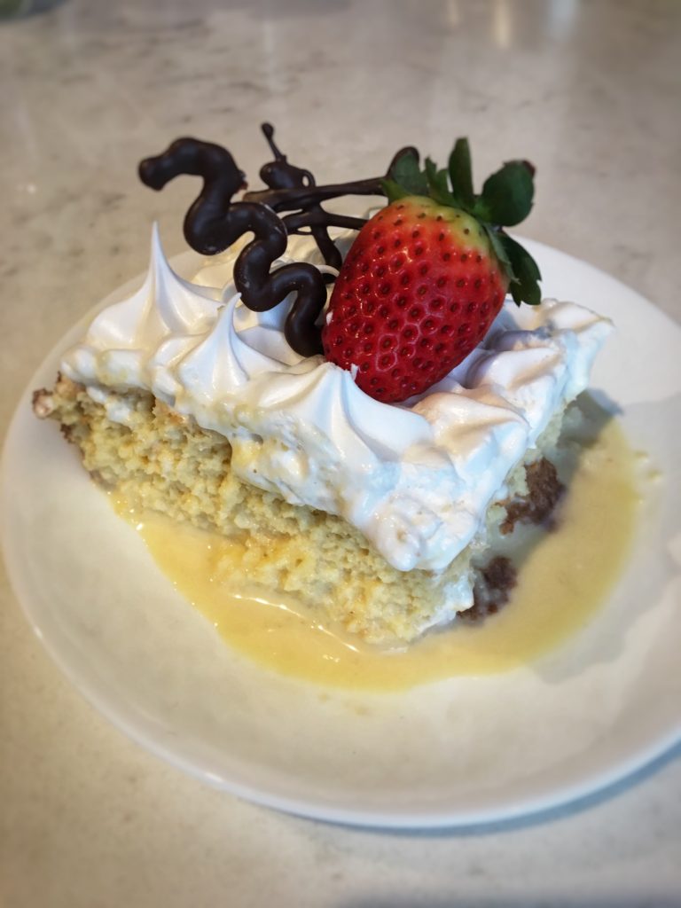 Torta tres leches